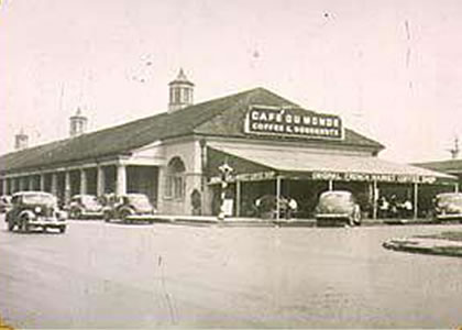 Historical Photo of Cafe du Monde in the 1950s