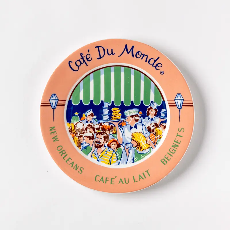 https://shop.cafedumonde.com/wp-content/uploads/2020/11/cafe-du-monde-plate-youngberg.jpg.webp