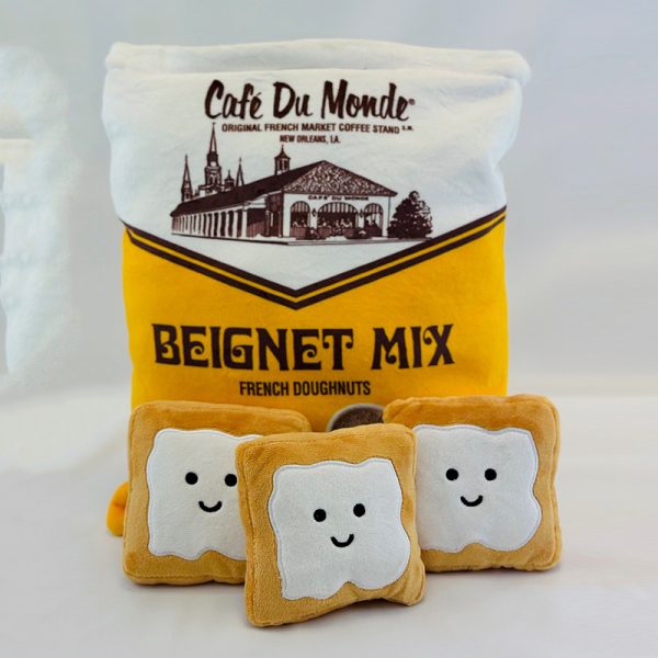 Cafe du Monde Plush Beignet Bag with three toy beignets